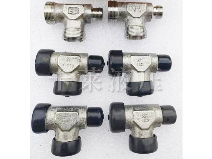 三通变径不锈钢接头TR18-18-10LSS1X-SHA