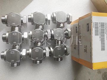 高压铰接式不锈钢接头WH18LRKDNBROMD71