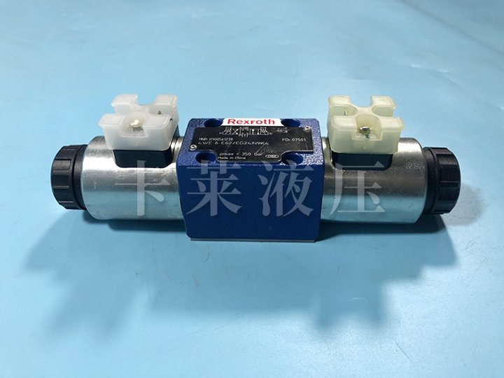 电磁换向阀R900561278 4WE6E6X/EG24N9K4