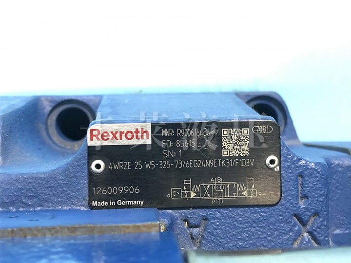 比例方向阀R900616436 4WRZE25W5-325-7X/6EG24N9ETK31/F1D3V