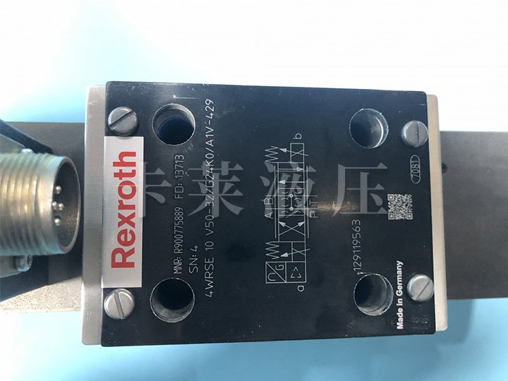 比例方向阀R900775889 4WRSE10V50-3X/G24K0/A1V-429