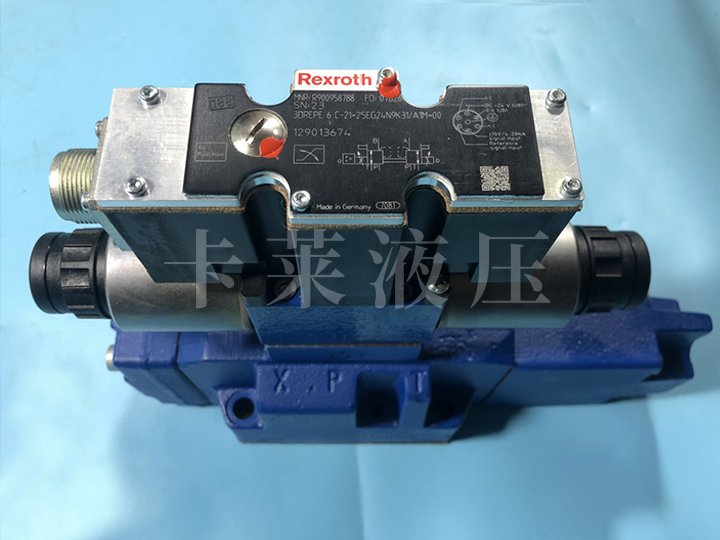 比例方向阀R900977490 4WRZE16W6-150-7X/6EG24N9ETK31/A1D3M