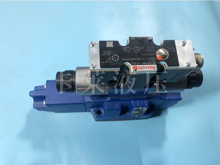 比例方向阀R901268442 4WRZE16W9-150-7X/6EG24N9ETK31/F1D3M