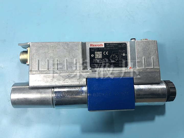 比例方向阀R901496446 4WREE6E1-32-3X/V/24A1
