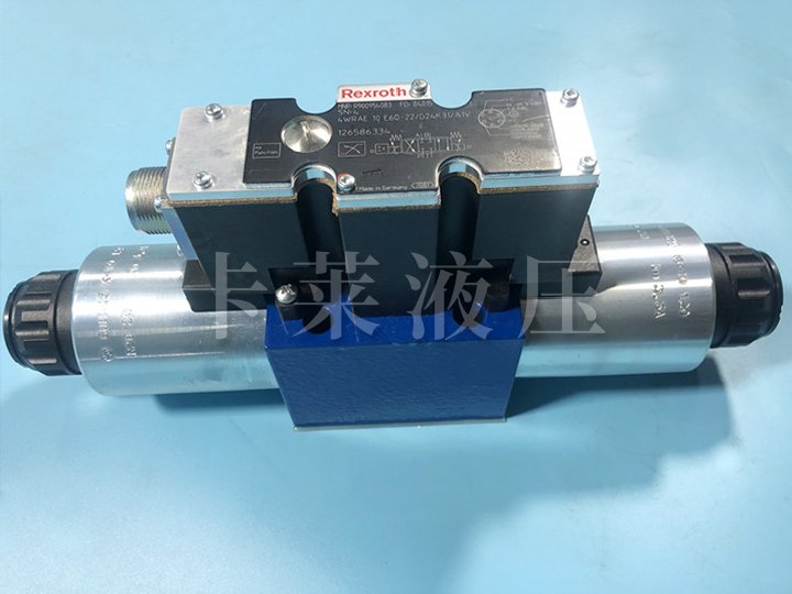 比例方向阀R900954083 4WRAE10E60-2X/G24K31/A1V