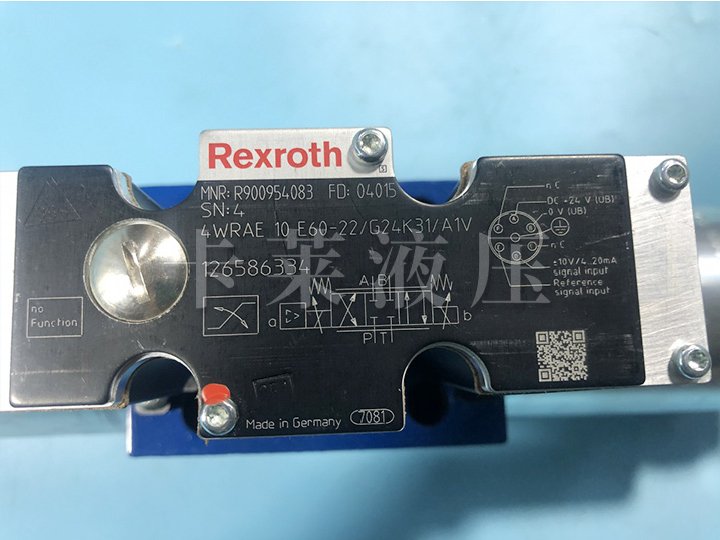比例方向阀R900954083 4WRAE10E60-2X/G24K31/A1V