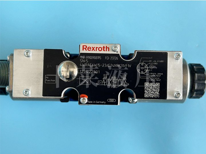 比例方向阀R900908195 4WRAE6W15-2X/G24N9K31/F1V