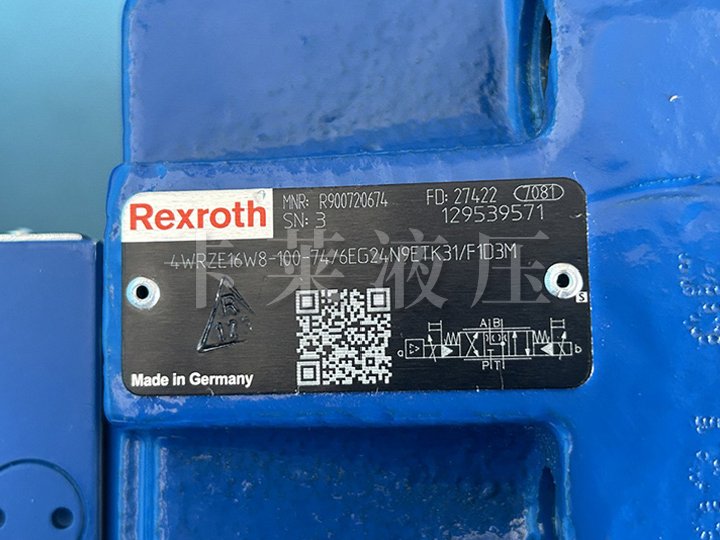 比例方向阀R900720674 4WRZE16W8-100-7X/6EG24N9ETK31/F1D3M