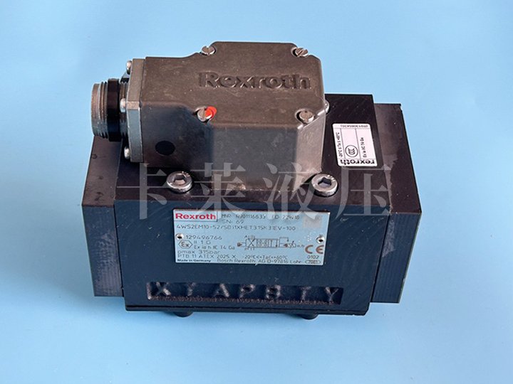 伺服方向阀R901116633 4WS2EM10-5X/5B11XHET315K31EV-100