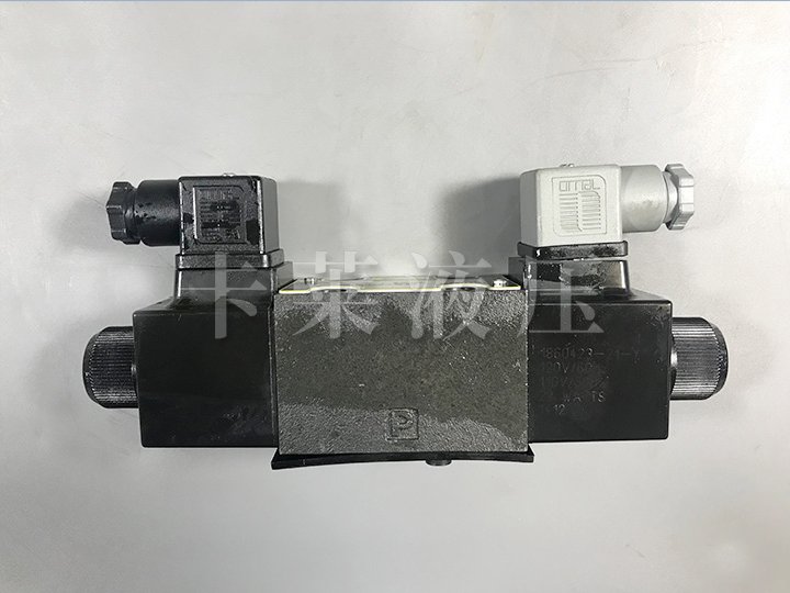 电磁换向阀D1VW001CNYPF