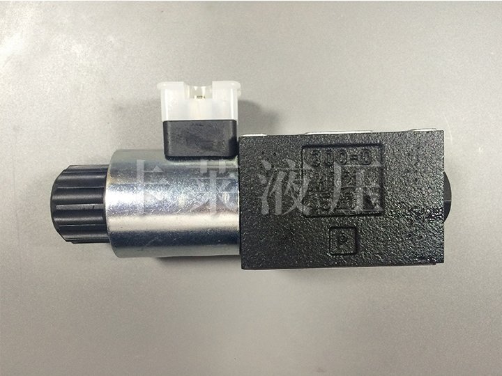 电磁换向阀D1VW020BNJW