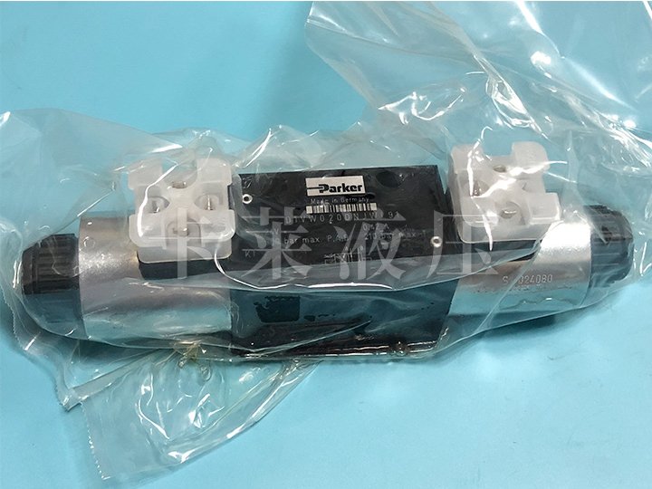电磁换向阀D1VW020DNJWL