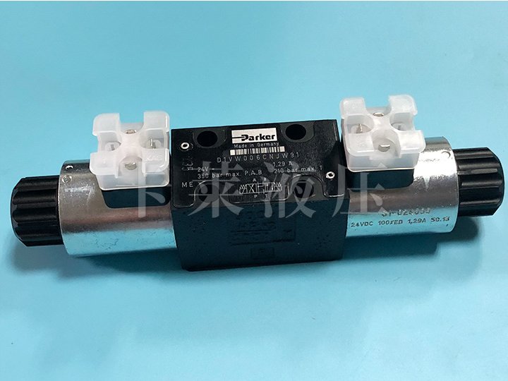 电磁换向阀D1VW006CNJW