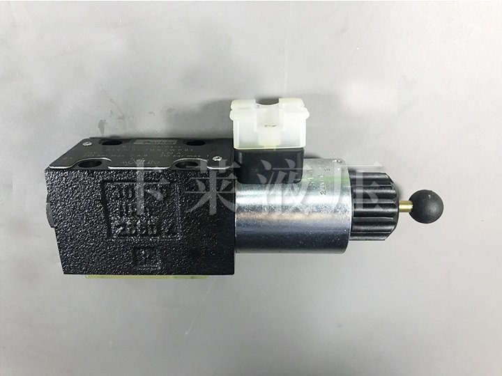 电磁换向阀D1VW020HNJWP91