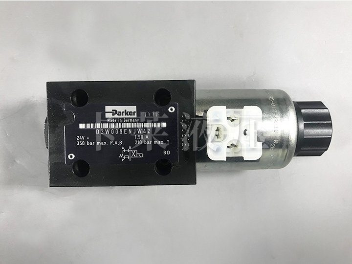 电磁换向阀D3W009ENJW42