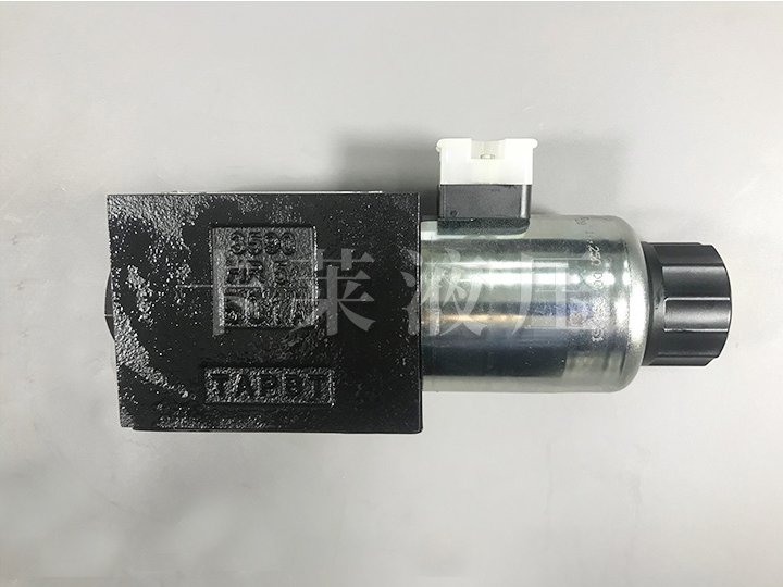 电磁换向阀D3W009ENJW42